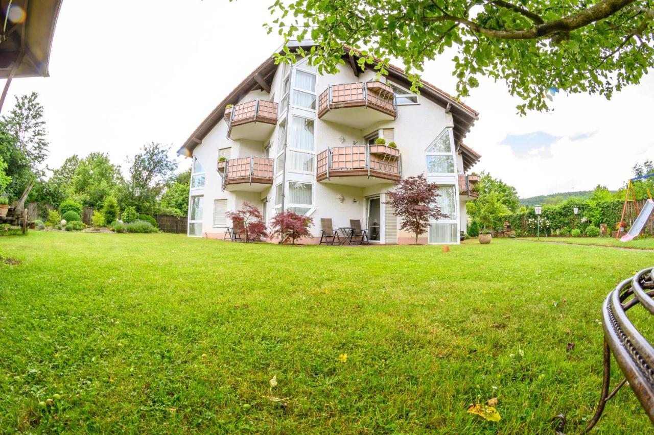 Hotel- Restaurant Zum Schwan Waldfischbach-Burgalben Buitenkant foto